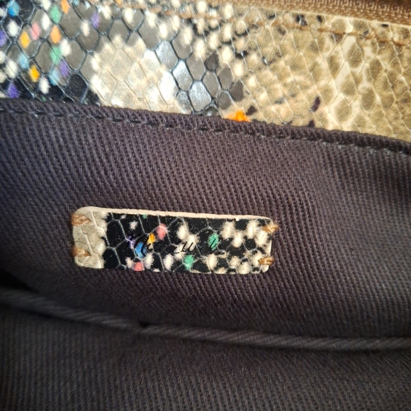 Madewell The Zip-Top TransportCrossbody: Snake Embossed bag - Picture 10 of 15